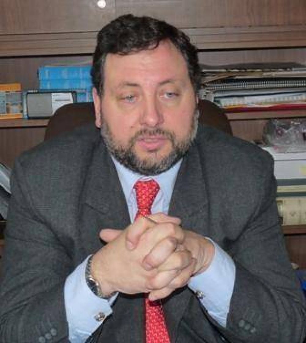 Buezas: "Nosotros las conductas no las vamos a cambiar a trav�s de la ley, tiene que ver con la educaci�n y con una campa�a permanente"