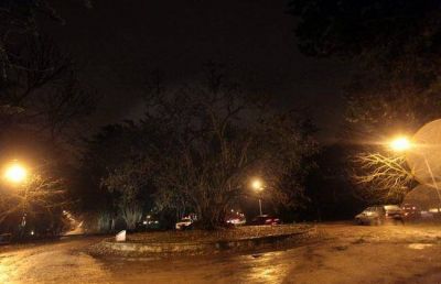 Encendieron luminarias en barrio el Grosellar