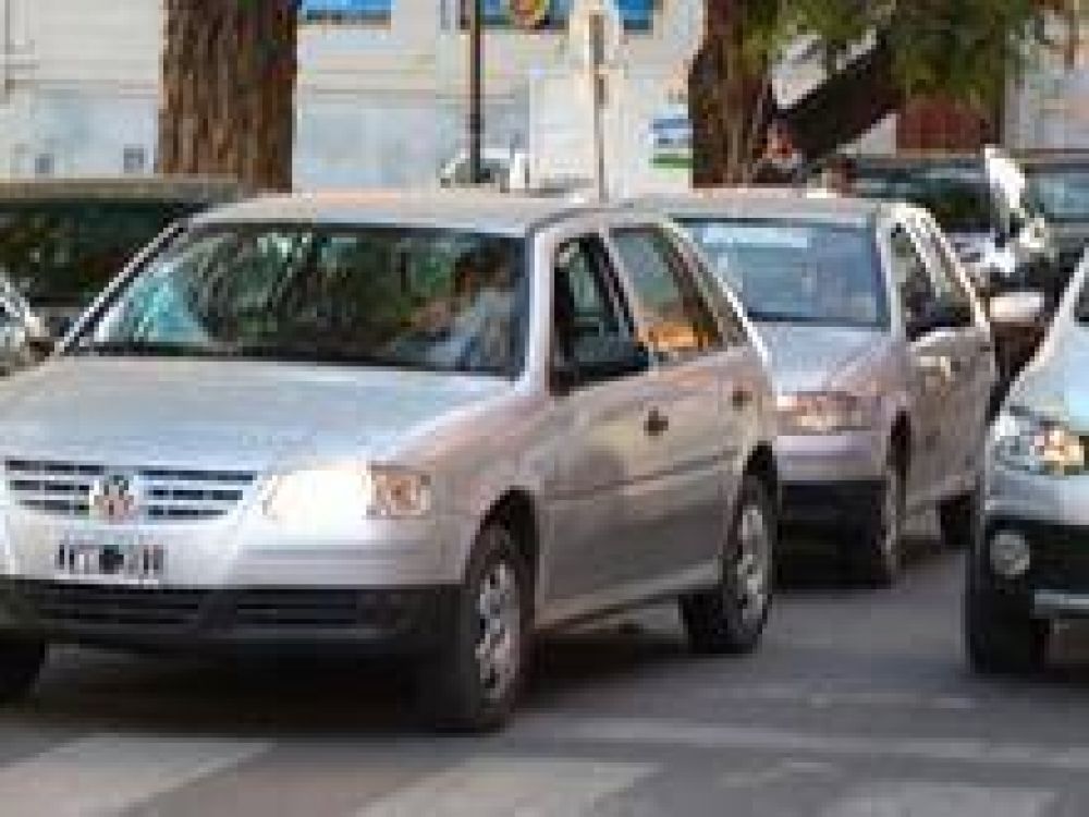 Asoma un nuevo tarifazo en el servicio de remises