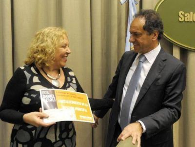 La Jefa Comunal Giroldi particip� de una reuni�n de trabajo con el Gobernador Scioli