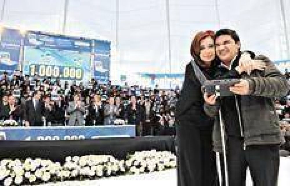 Cristina, Scioli y Boudou compartieron acto en Tecn�polis