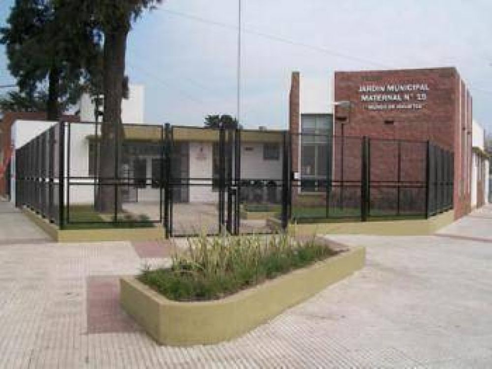 Inauguración del nuevo edificio del jardín nº 15 "Mundo de juguete"