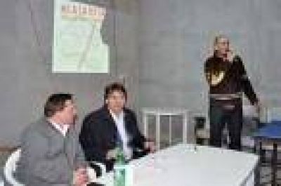 Prometieron que la ruta de circunvalaci�n no pasar� por el coraz�n de Bella Vista Sur