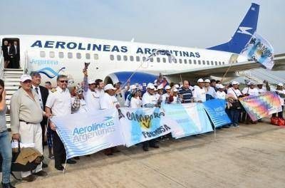 Contingente de pueblos originarios viaj� en avi�n a Chapadmalal
