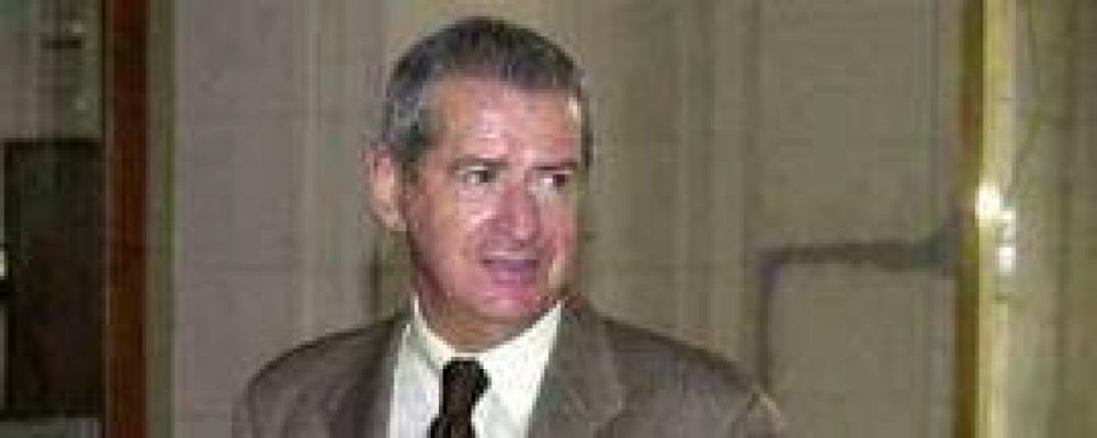 Las listas no se caen si los presidenciales se bajan