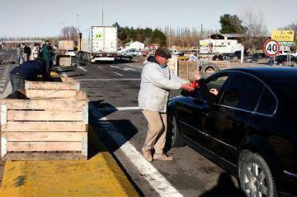 Naci�n recibe a productores en un d�a sin cortes 
