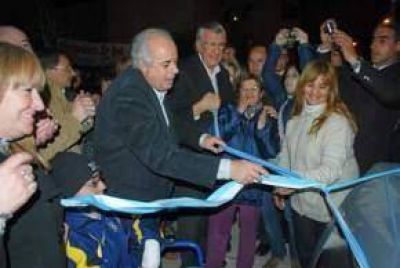 En el barrio Manantiales comenz� a funcionar el sistema de contenedores soterrados para la recolecci�n de res�duos 