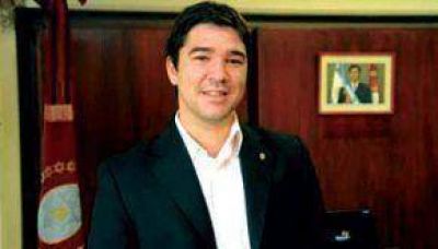 A fin de a�o podr�n sumarse 3 mil empleados a planta permanente en el Estado Provincial