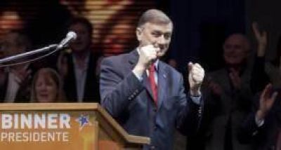 Binner propone abrir el di�logo "con todos"