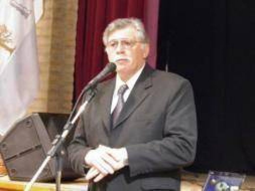 "Radicales bahienses debieron fijarse en coincidencias y no en diferencias, y el resultado era otro"