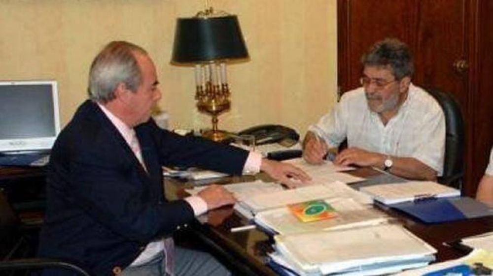 De la Sota deber� resolver el problema de los contratados 