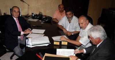 Cruzado por elecciones, estatales no descartan un bonus para diciembre