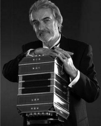 SAN MART�N - CLASE MAGISTRAL DE RODOLFO MEDEROS EN EL CLUB GENERAL GUIDO 