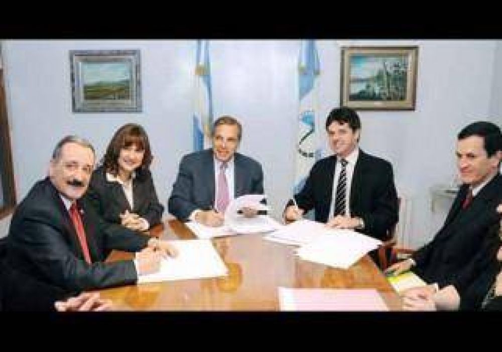 Aval para la construcci�n del tren de potasio
