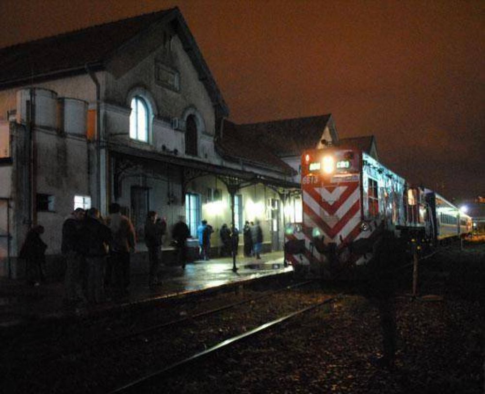 El Tren Solidario pas� por Olavarr�a: �estamos demostrando que el ferrocarril sirve�