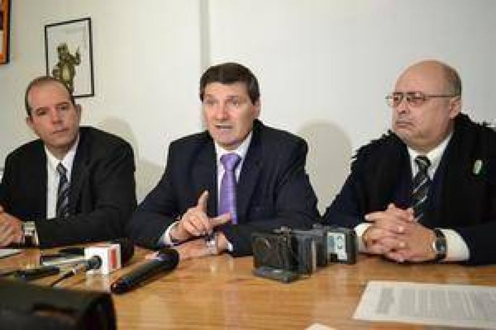 Jorge Fern�ndez en conferencia