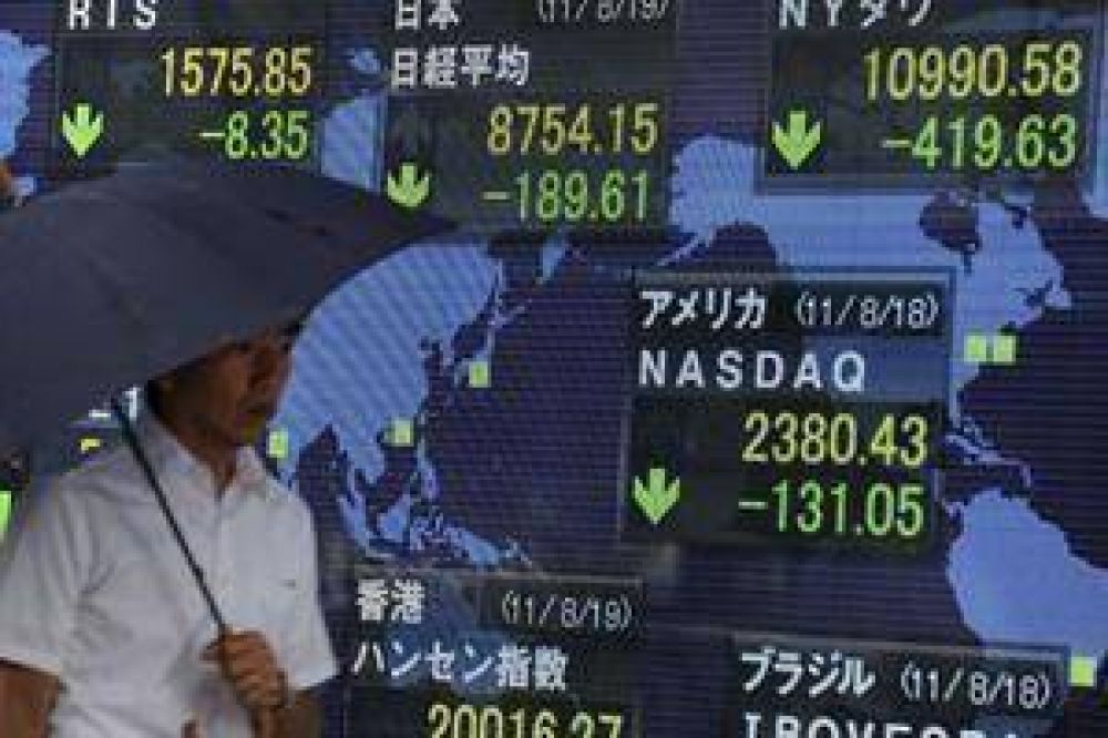 Por el temor a la crisis global, las bolsas asi�ticas registraron fuertes p�rdidas