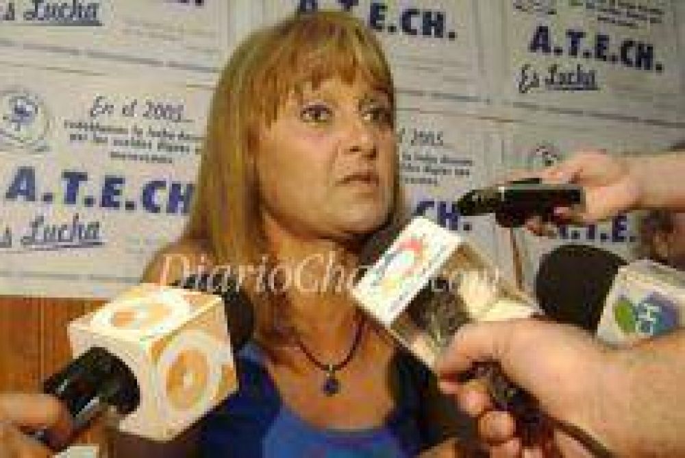 Respuesta a Giardinelli desde ATECH: �La discusi�n por la excelencia educativa no desplazar� el reclamo salarial�