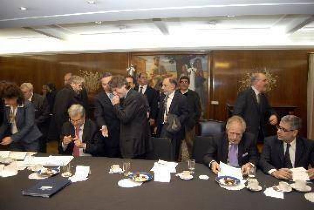 Productores creen insuficiente el fondo de 35 millones anunciado