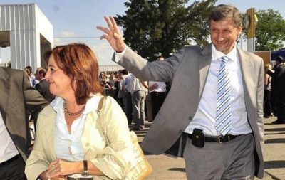 Campana quiere resolver la situaci�n de los 2.400 contratados comunales