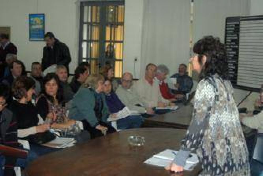 Un d�a de aulas vac�as en Santa Fe  