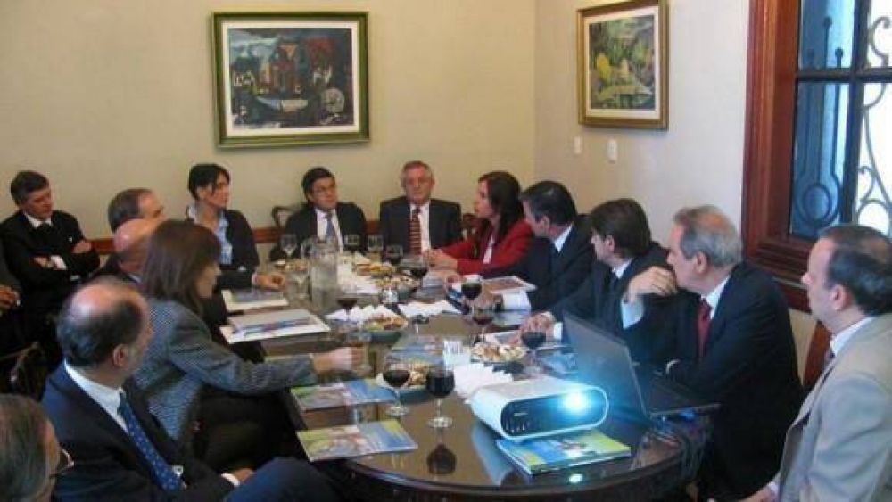 El titular del BID confirm� la asistencia para el Norte Grande