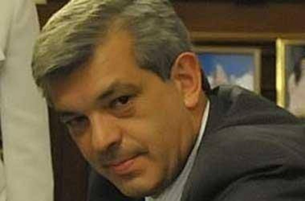 Juli�n Dom�nguez: "la gente vota por inter�s, no por ideolog�a"