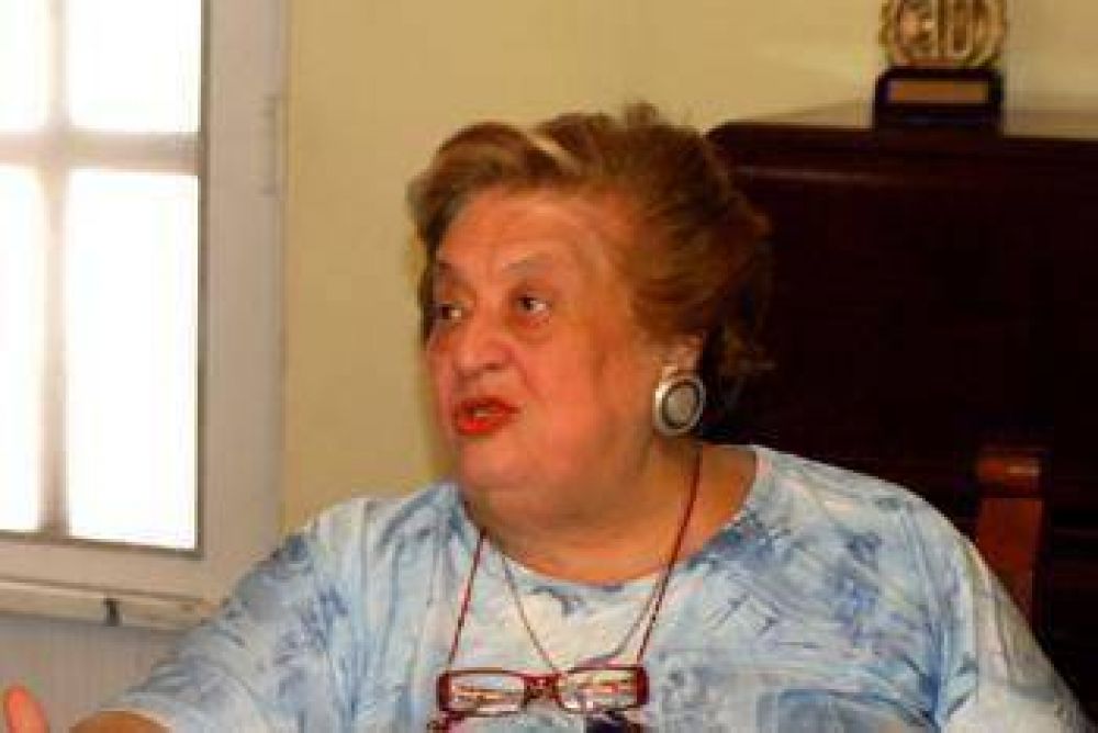 Carmen Valerio:�Preocupa mucho la situaci�n de la educaci�n en la actualidad�