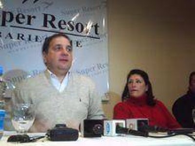 Casc�n tild� de �lobistas� a concejales por beneficio al casino