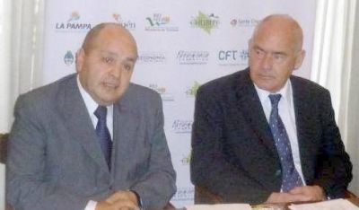 Provincia coordin� el traslado de 25 mil pasajeros