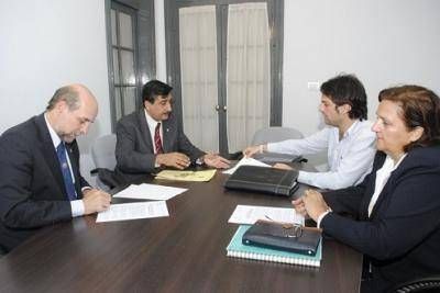 La Facultad de Tecnolog�a y Ciencias Aplicadas firm� un convenio con la empresa Loma Negra