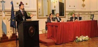 El gobernador Urtubey presento el observatorio de cambio clim�tico