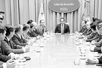 Cientos de candidatos en la Provincia 