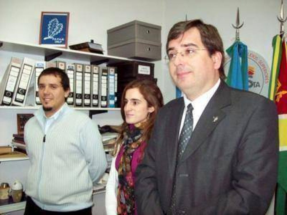 ANUNCIARON LA REALIZACI�N DEL PRIMER SIMPOSIO SOBRE TURISMO Y DESARROLLO REGIONAL