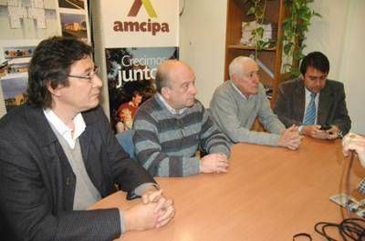 AMCIPA inaugur� una f�brica de viviendas en el Parque Industrial de Jun�n 	