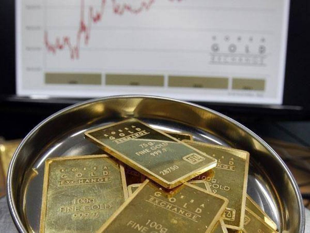 Aument� 10 veces la compra de oro en la City por el desplome de los mercados