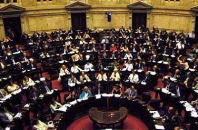 Cerca de 40 diputados nacionales de diferentes bloques buscar�n renovar su banca en octubre