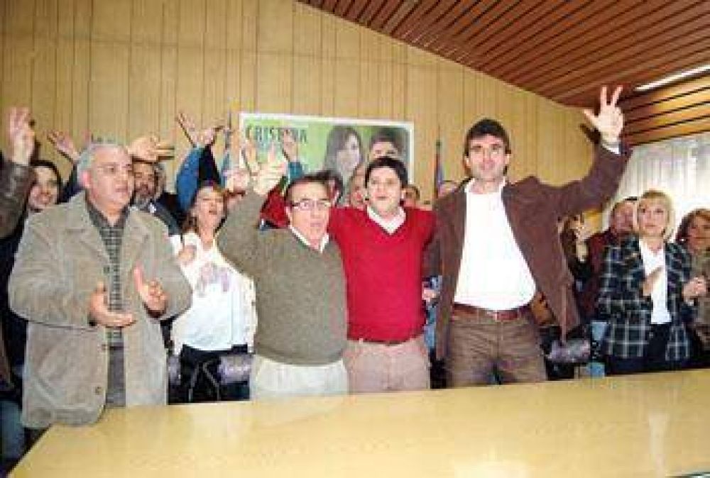 Bormioli junt� a todo el espectro peronista con vistas al 23 de octubre