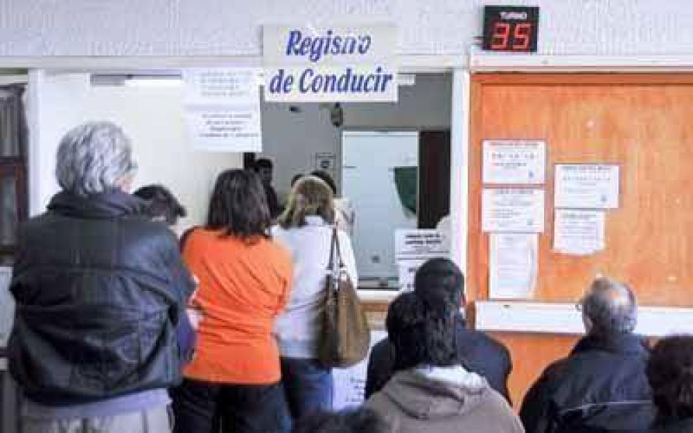 Hacer un tr�mite implica disponer de tiempo o armarse de paciencia