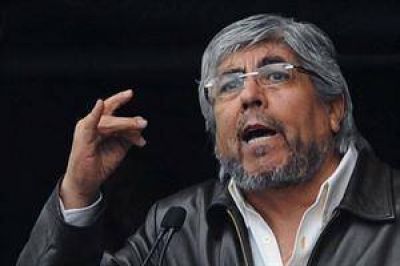 Moyano insiste en subir el sueldo m�nimo a $ 2600
