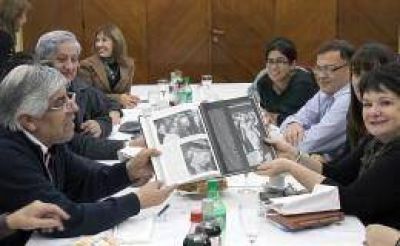 Moyano reapareci� tras los rumores de su alejamiento de la CGT