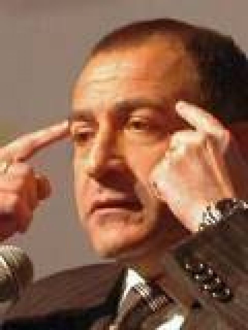 Para Juez, el voto a Cristina se debe a que la gente "se calienta s�lo cuando le tocan el bolsillo"