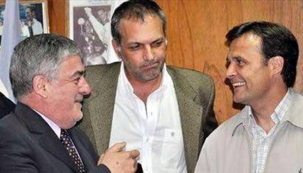 La Transici�n: Buzzi y Mac Karthy quieren ver las �cuentas p�blicas� de Das Neves