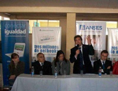 Se entregaron 679 netbooks del programa Conectar igualdad