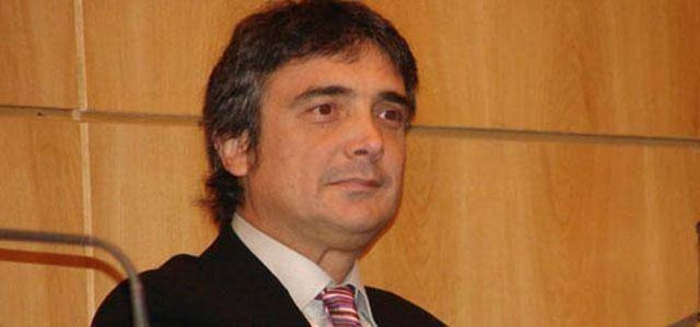 �Veo poco gobernadores que recorran tanto la Provincia como lo hace Ricardo Colombi�
