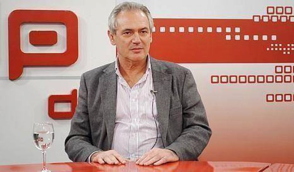 Atilio insiste en seguir "trabajando por la candidatura de Alfons�n"