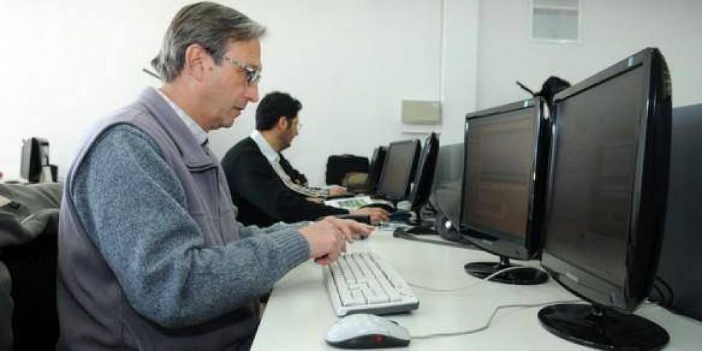 Garc�a Gabrielli: "Vamos a recuperar el teatro Mendoza"