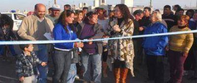 Tere Luna y Javier Tineo inauguraron 108 cuadras de asfaltado en la zona sur