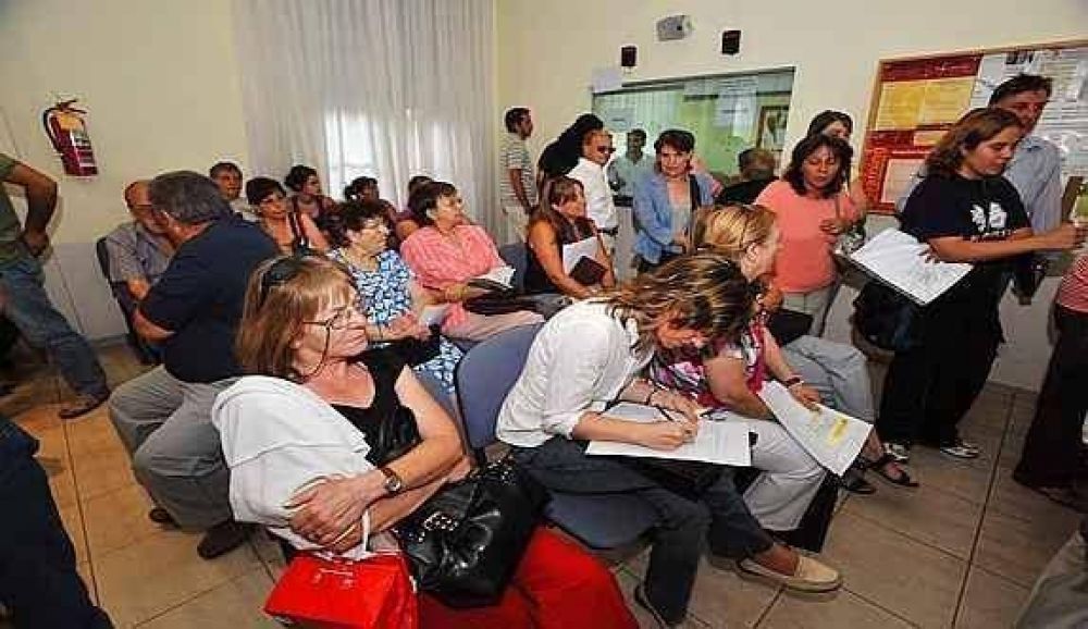 Ya son 1.200 los que quieren ser espa�oles