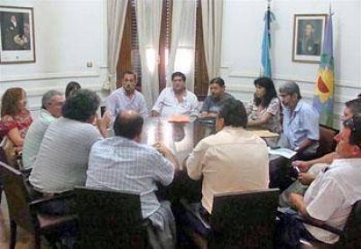 Acuerdo entre el Municipio y los gremios para mejorar el pago por antig�edad